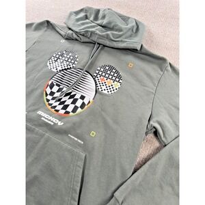 Disney Mickey Mouse Men's Forever‎ Young True Hoodie Sweatshirt Size Medium